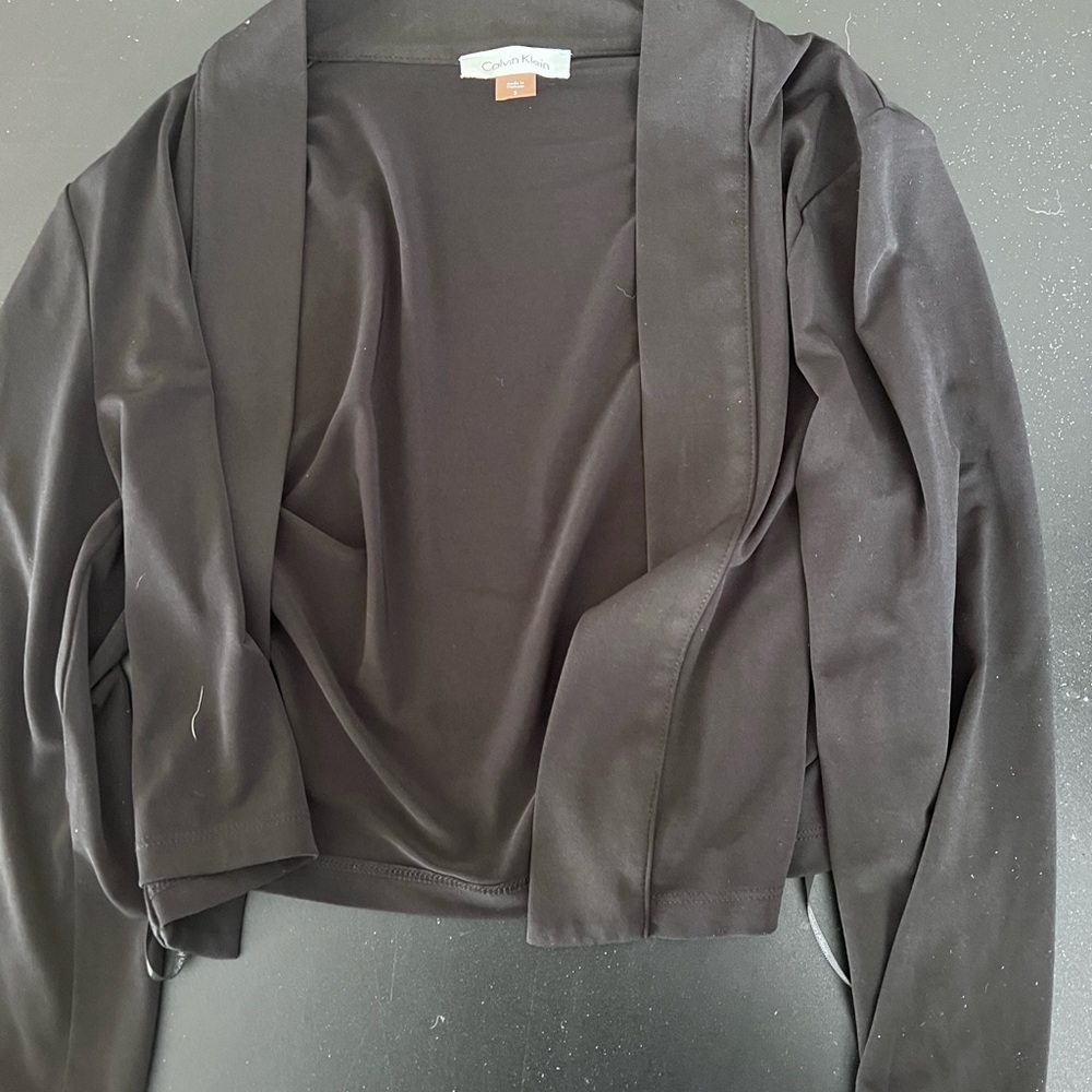 Calvin Klein Black slightly cropped sweater size small
